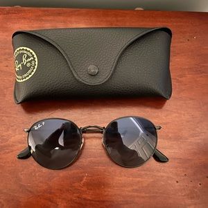 Polarized Round Lenses Ray Bands